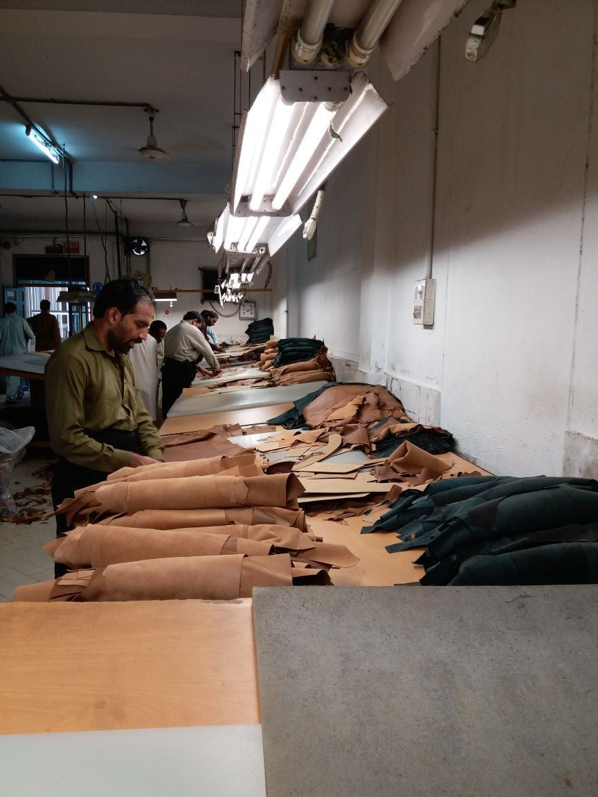 c9c823a5-b1a0-48aa-abca-688e79d556aa